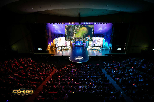 英雄联盟S15全球总决赛：Bin赛前垃圾话剑指Zeus，上单对决一触即发！-泛亚电竞